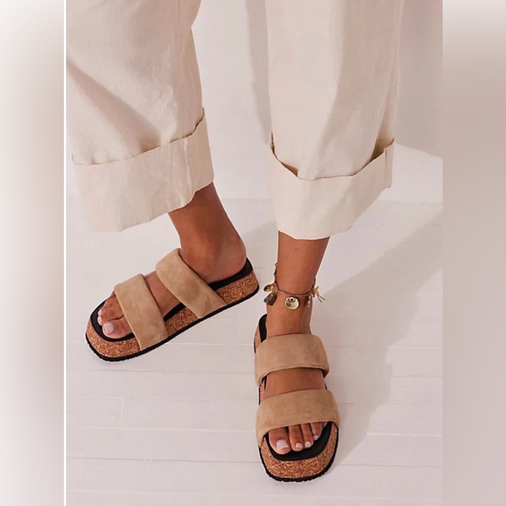 Free People Fairmont Flared Footbed Suede Sandals Womens Size US 8 Taupe NIB